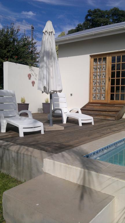Oasis Shanti Backpackers Oudtshoorn Buitenkant foto