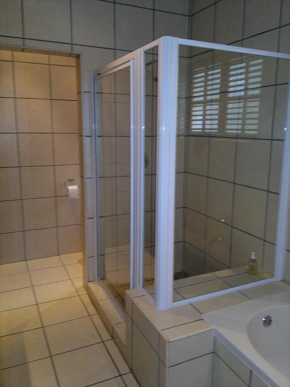 Oasis Shanti Backpackers Oudtshoorn Kamer foto