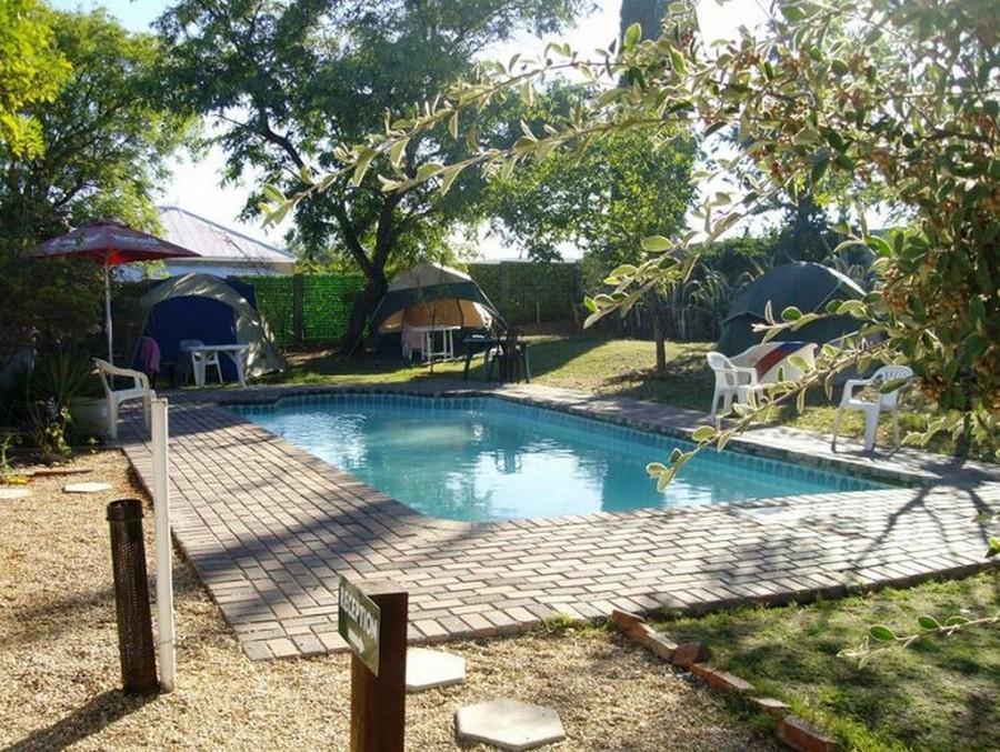 Oasis Shanti Backpackers Oudtshoorn Buitenkant foto