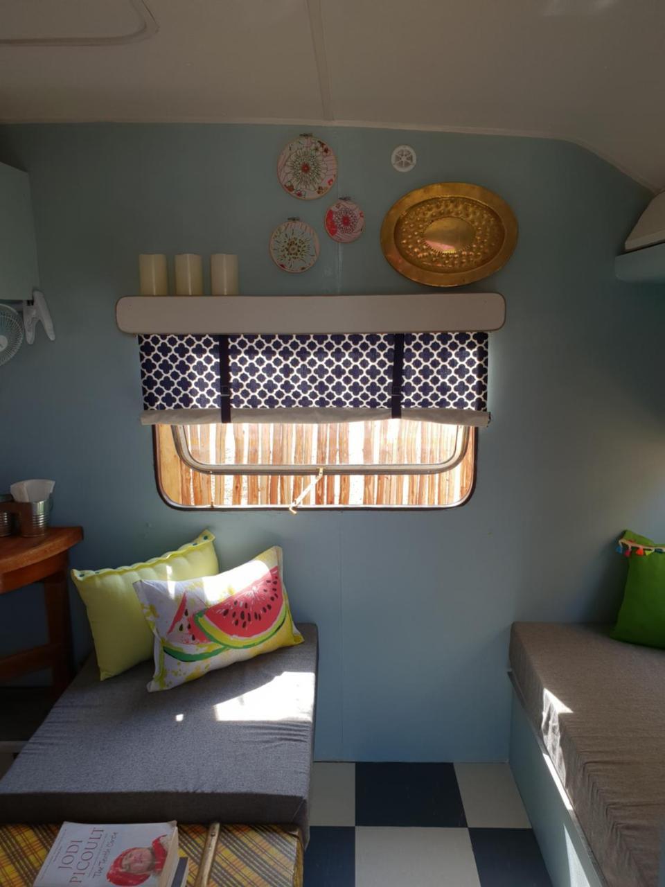Oasis Shanti Backpackers Oudtshoorn Buitenkant foto
